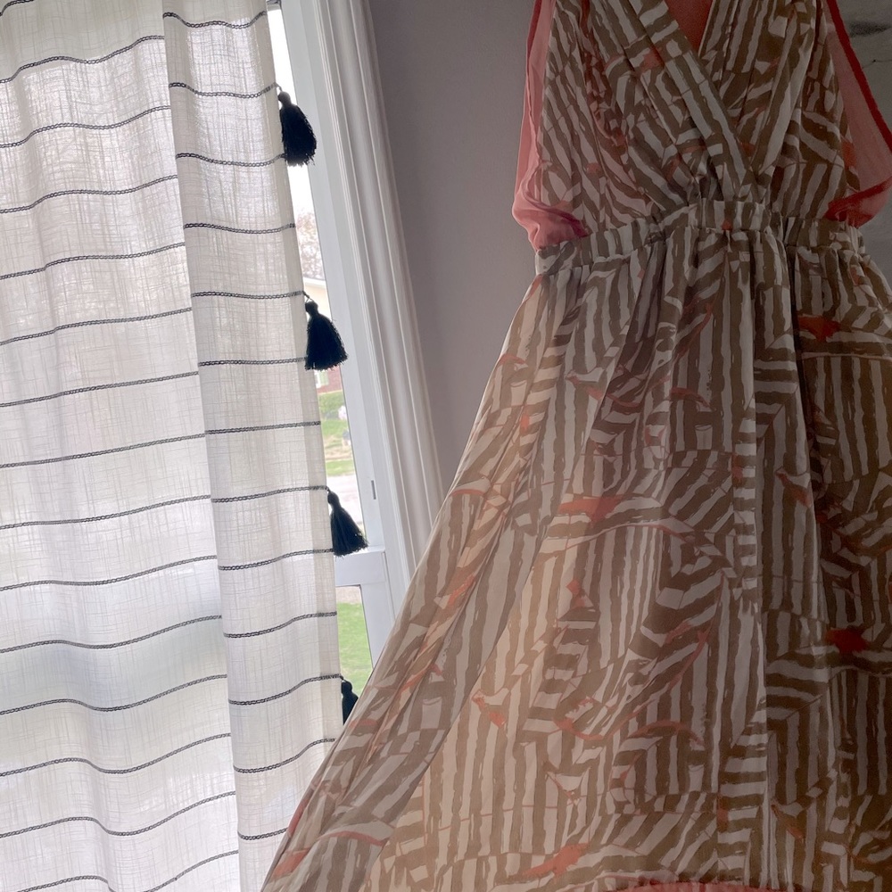 Women’s dress